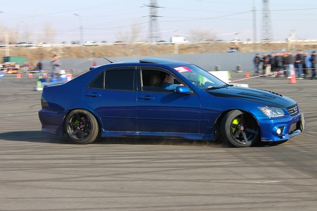 跃在赛场上 跃在赛场上